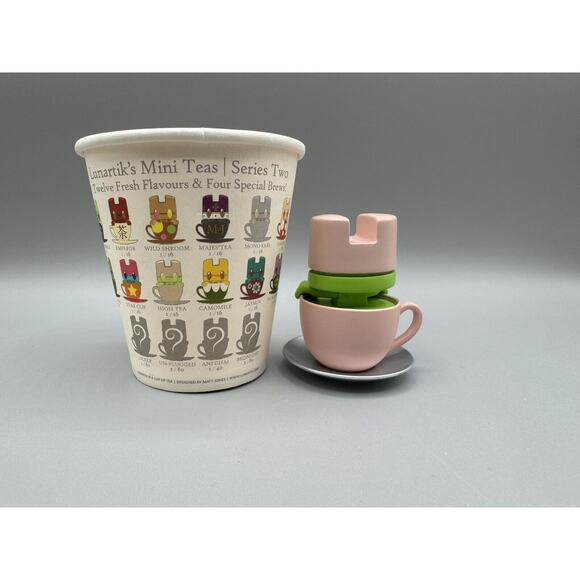 Lunartik High Tea in A Cup of Tea Mini S2 Vinyl Figure by Matt Jones Vintage - Picture 4 of 7